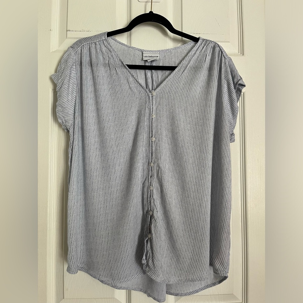 Liz Claiborne Light Blue Striped Button-Front Blouse